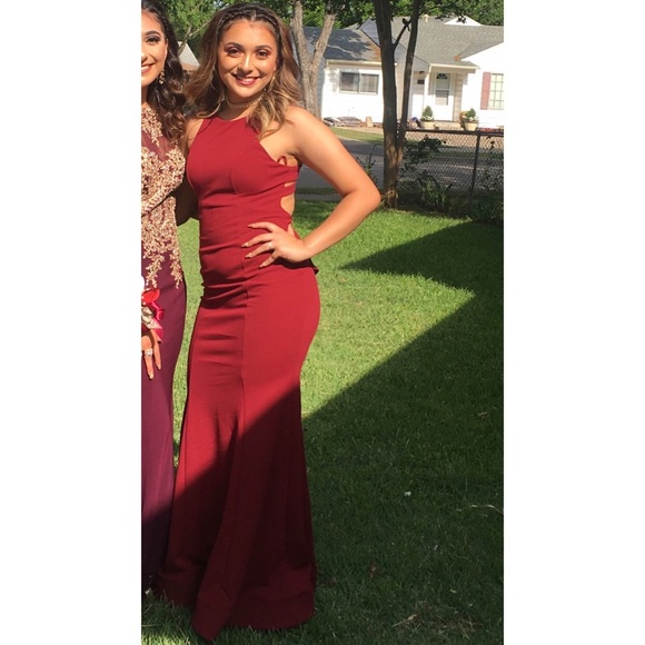 Prom dress - Picture 2 of 2